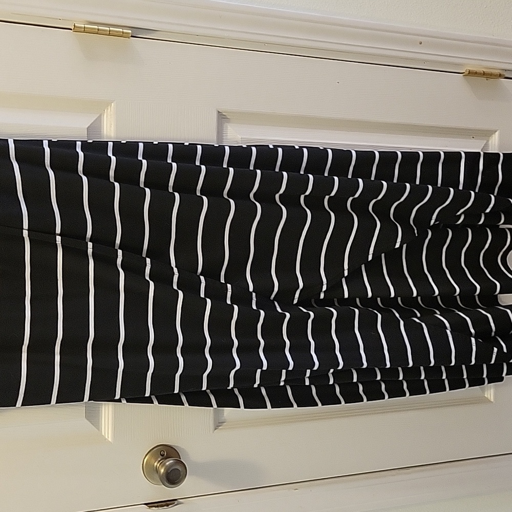 Torrid Size 1 Black and White Striped Dress - Picture 5 of 8